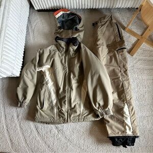 Drift Performance Boardwear Women’s Ski Jacket & Snow Pants Set